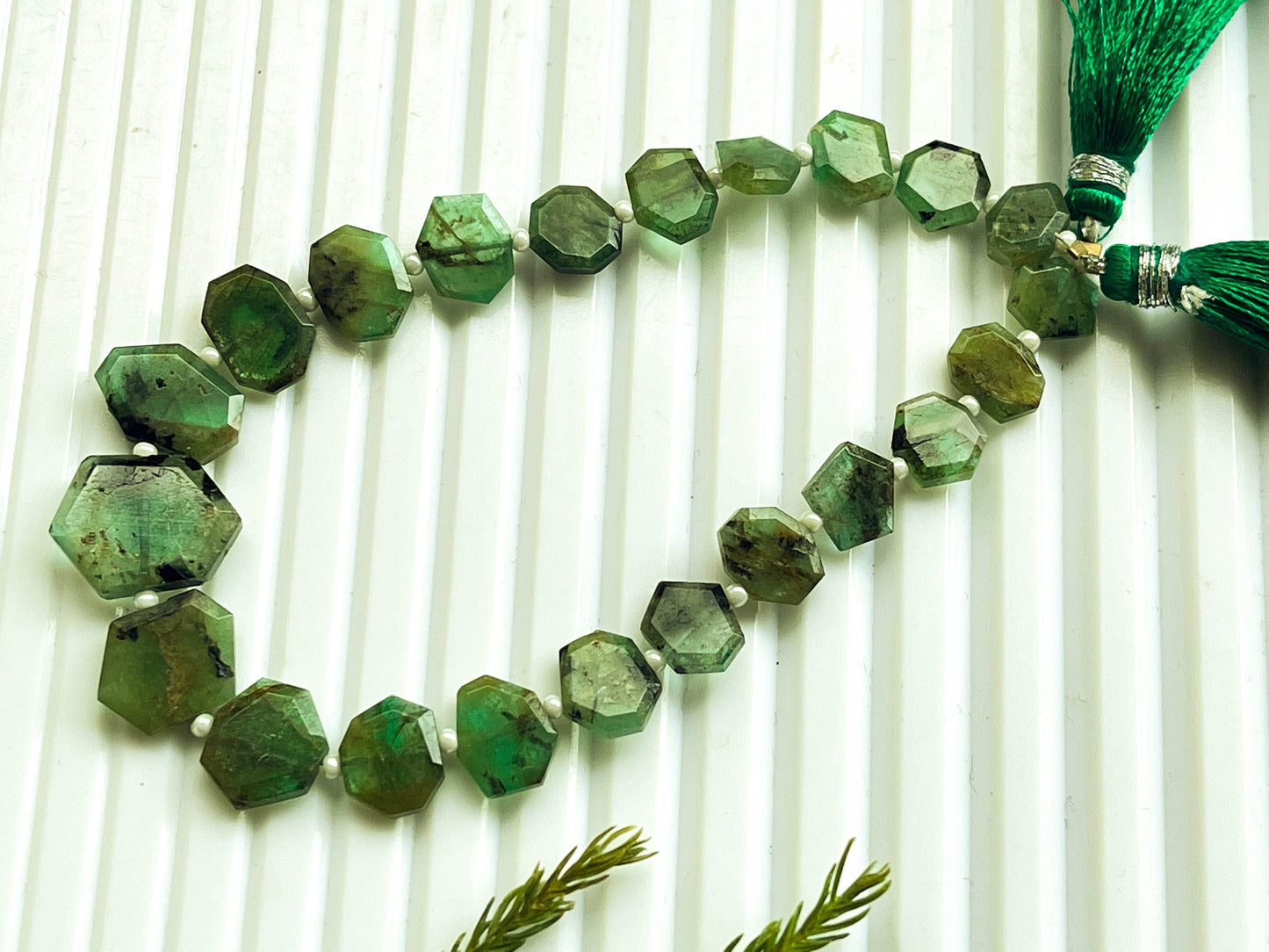 7.50 Inch Emerald Crown Cut Beads, Natural Zambian Emerald Gemstone, 22 Pieces, 6x8mm to 11x15mm Beadsforyourjewelry