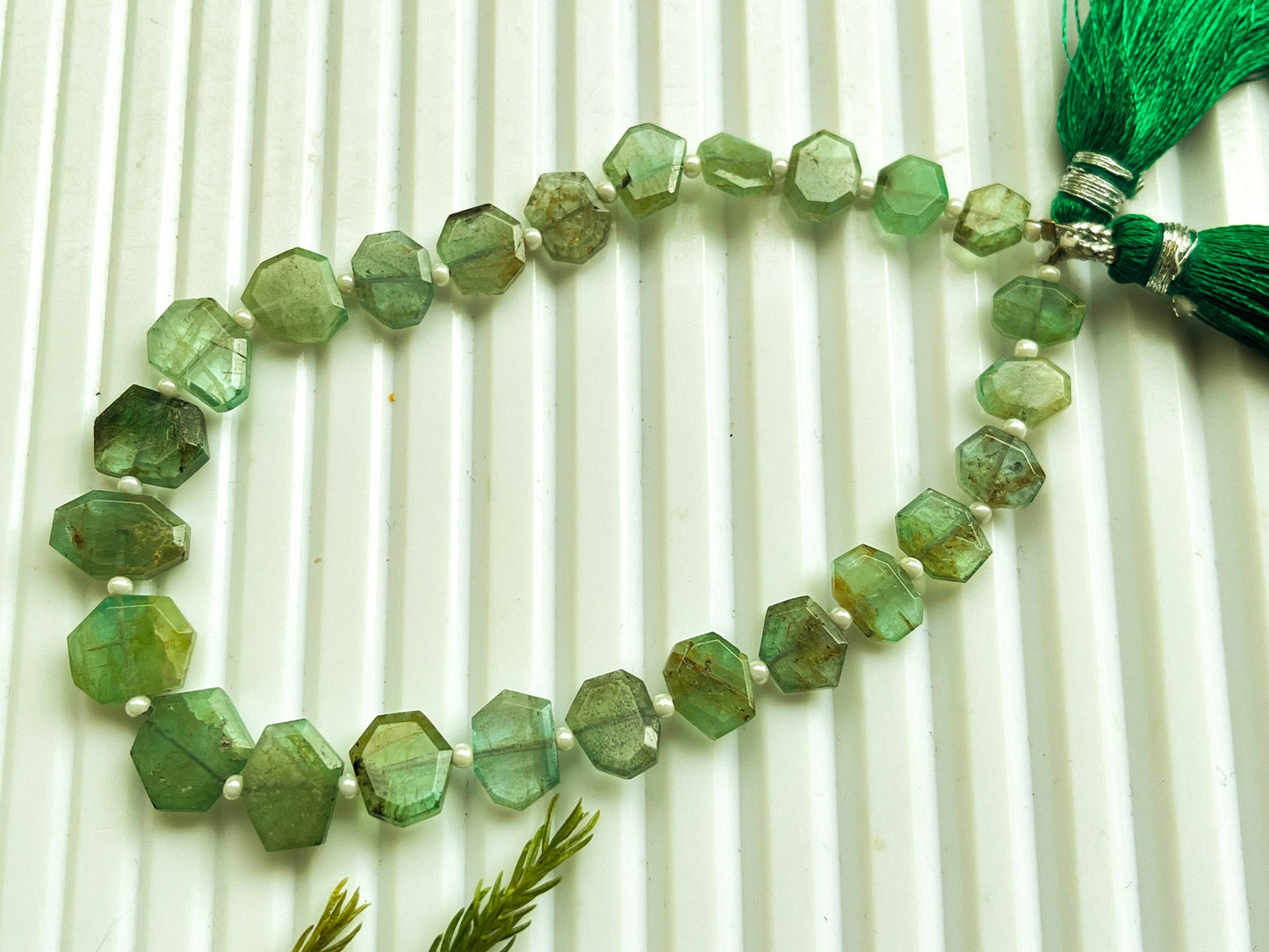 7.50 Inch Emerald Crown Cut Beads, Natural Zambian Emerald Gemstone, 25 Pieces, 5x7mm to 9x10mm Beadsforyourjewelry