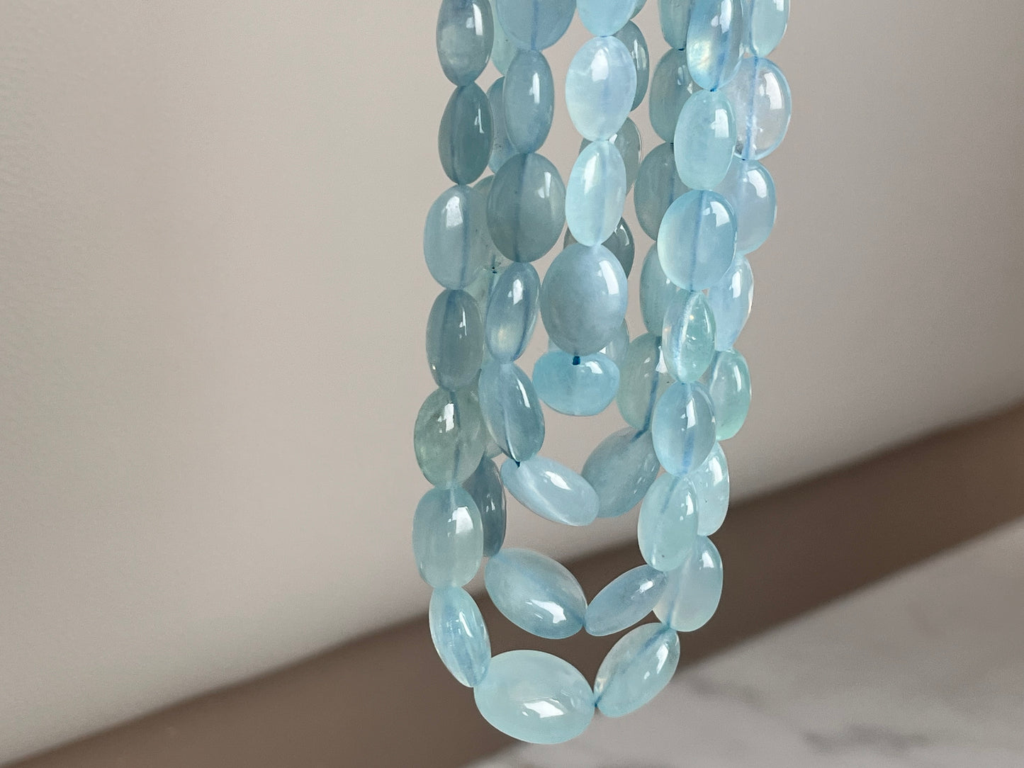Aquamarine Smooth Oval Shape beads