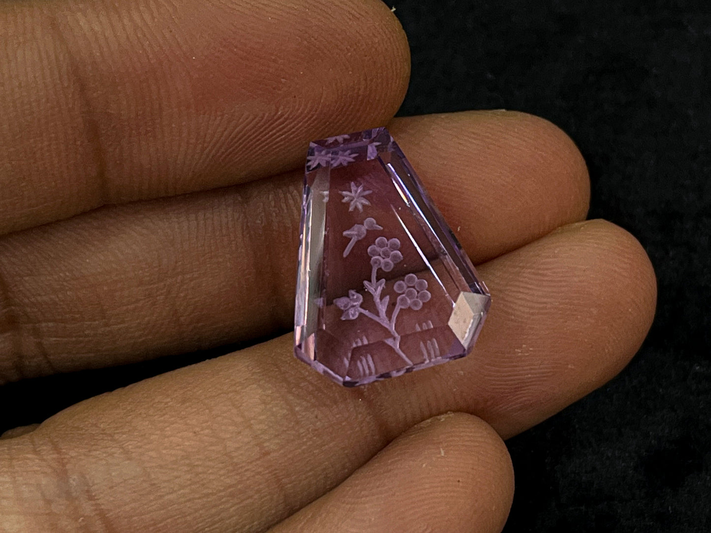 Amethyst Fabulous Handcarved Fantasy cut carving