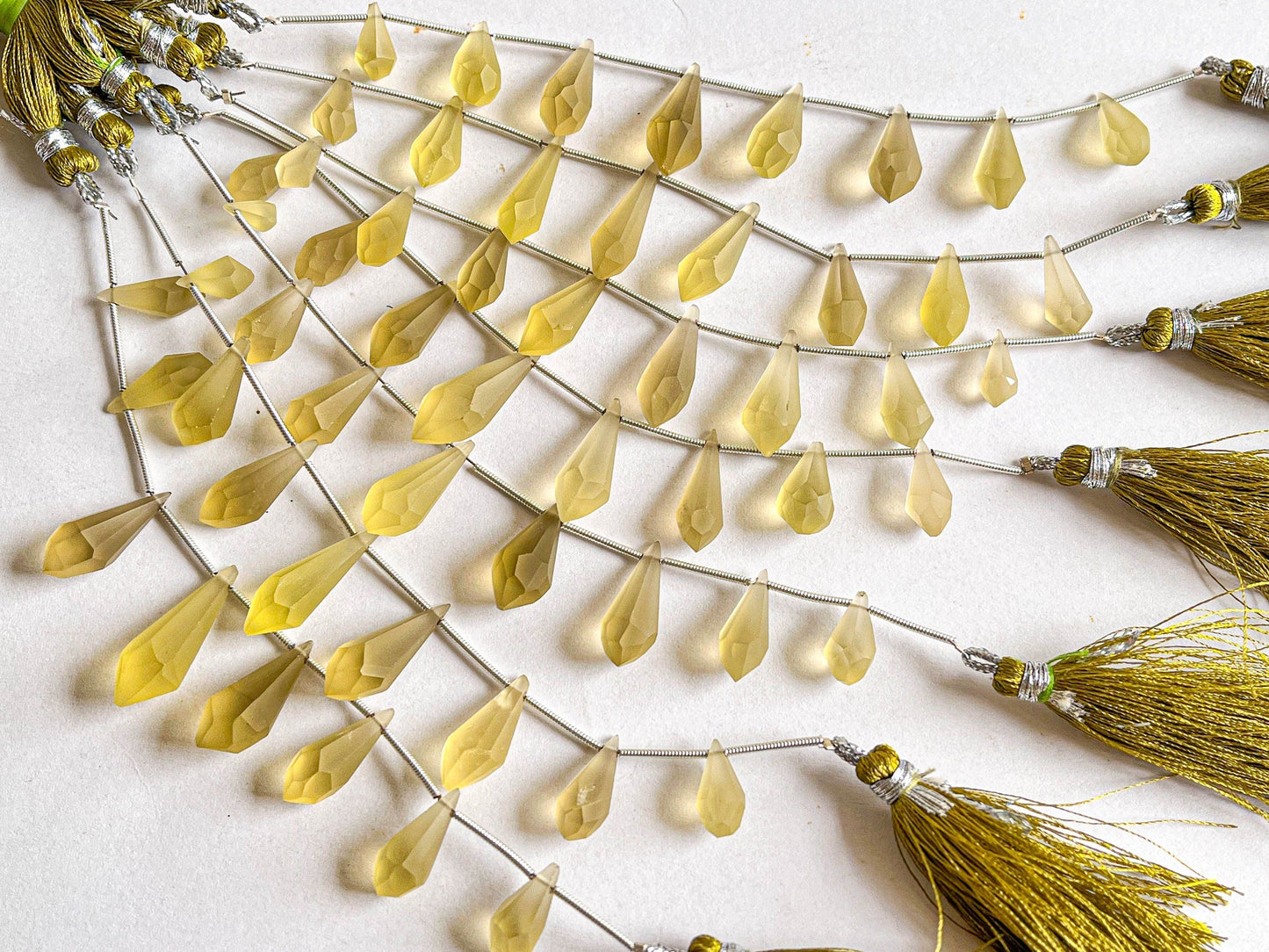 Olive Quartz Drops Frosted tumble shape, Olive Quartz faceted drops, Olive Quartz Tumble Drops, Olive Quartz Beads, Olive Quartz tumble Beadsforyourjewelry