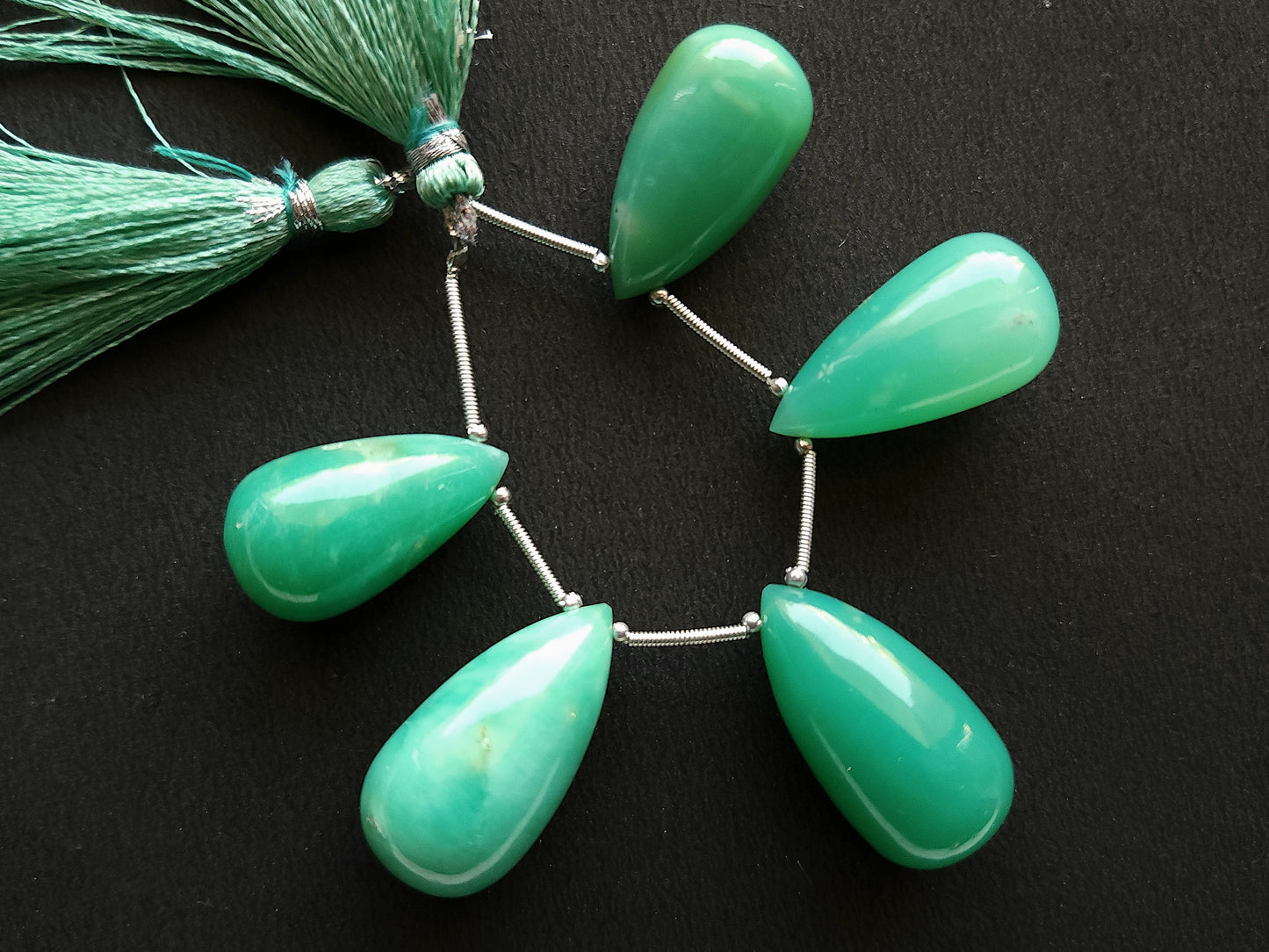 Natural Chrysoprase Gemstone Smooth Drops