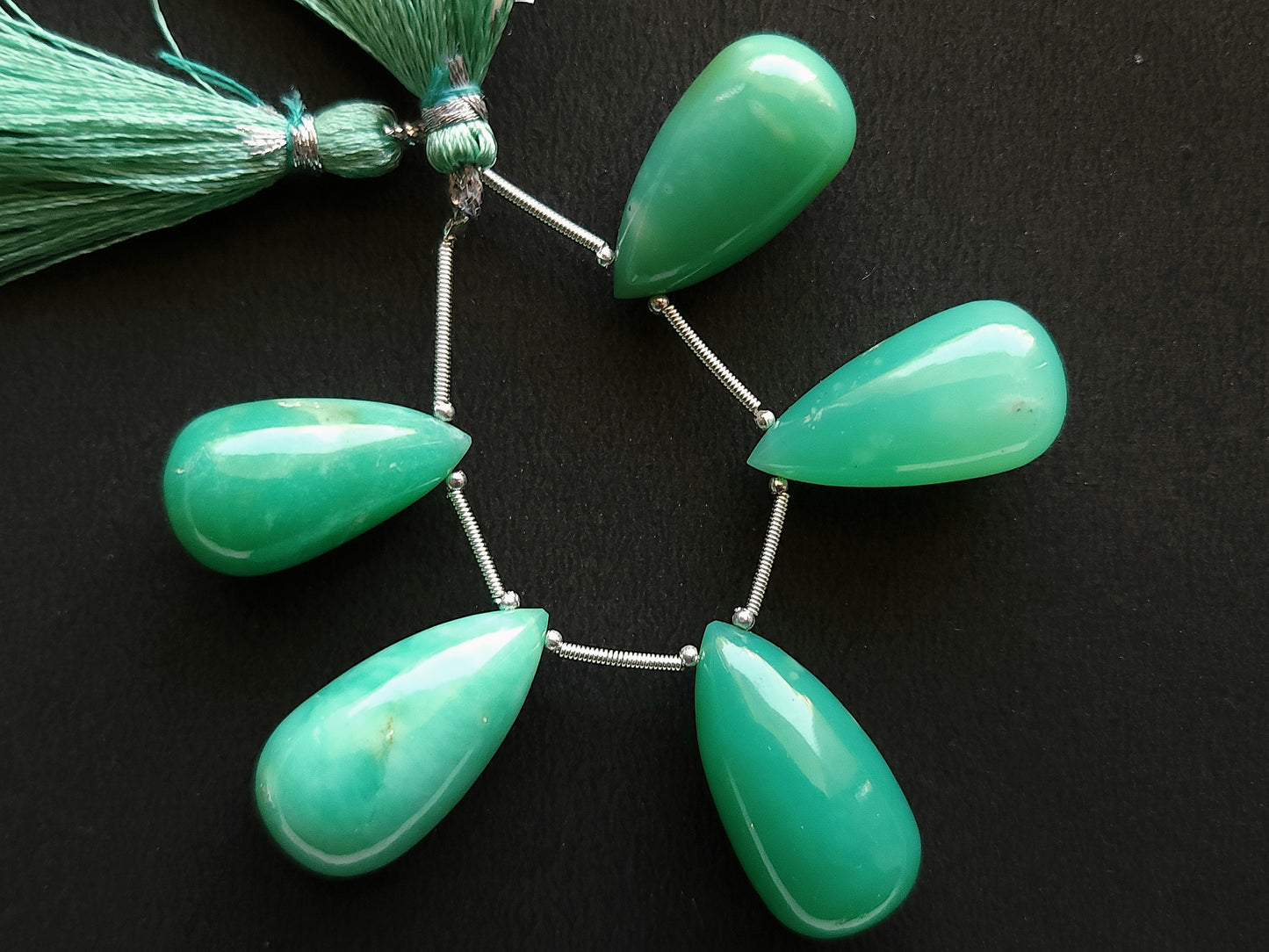 Natural Chrysoprase Gemstone Smooth Drops