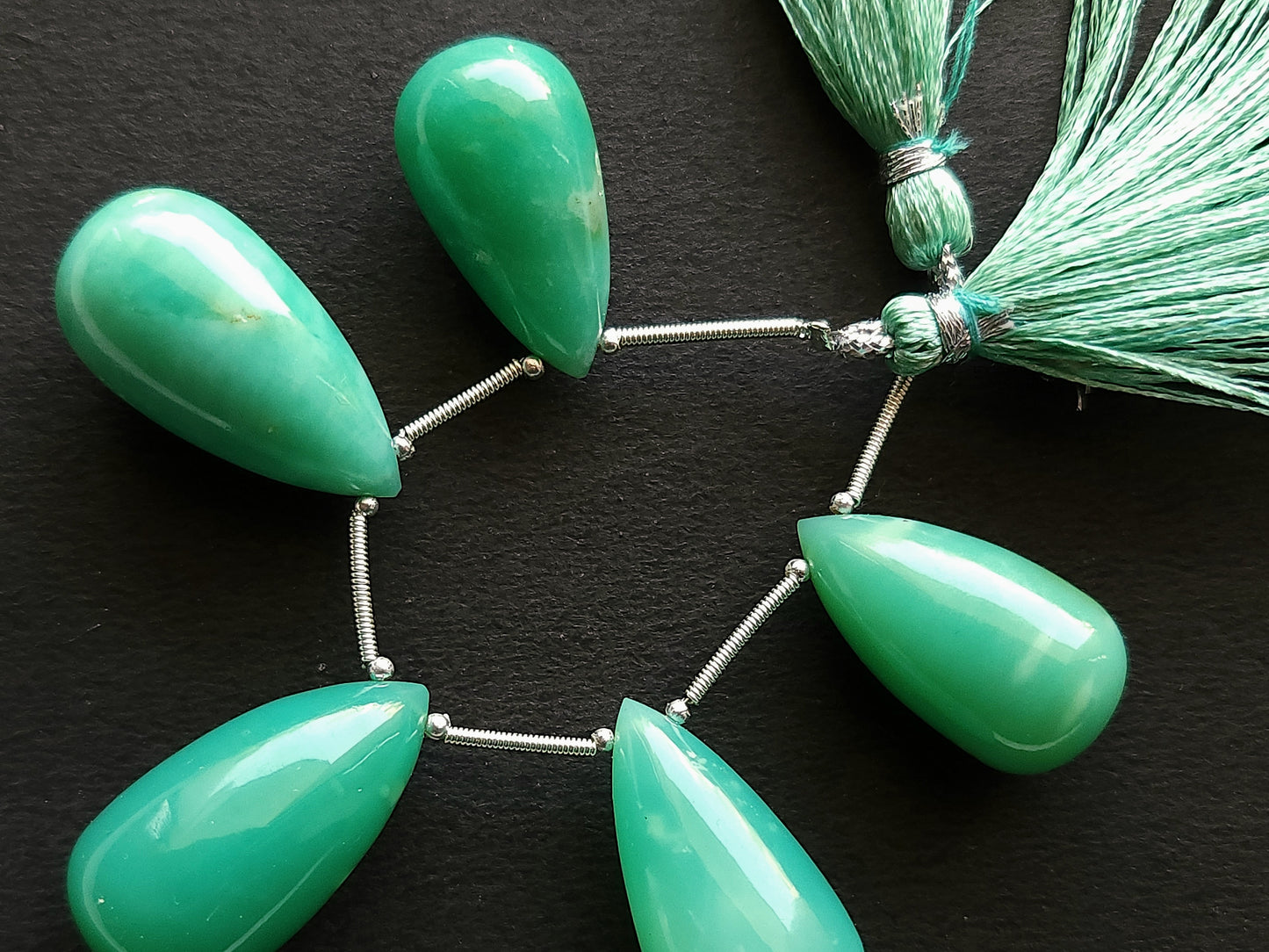 Natural Chrysoprase Gemstone Smooth Drops