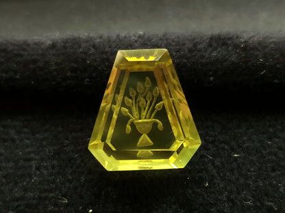 Natural Lemon Quartz Hand-carved Fantasy cut reverse carving