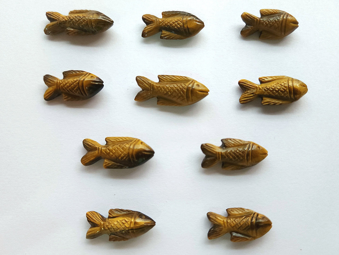 Natural Tiger's Eye Gemstone Hand-Carved Fishes