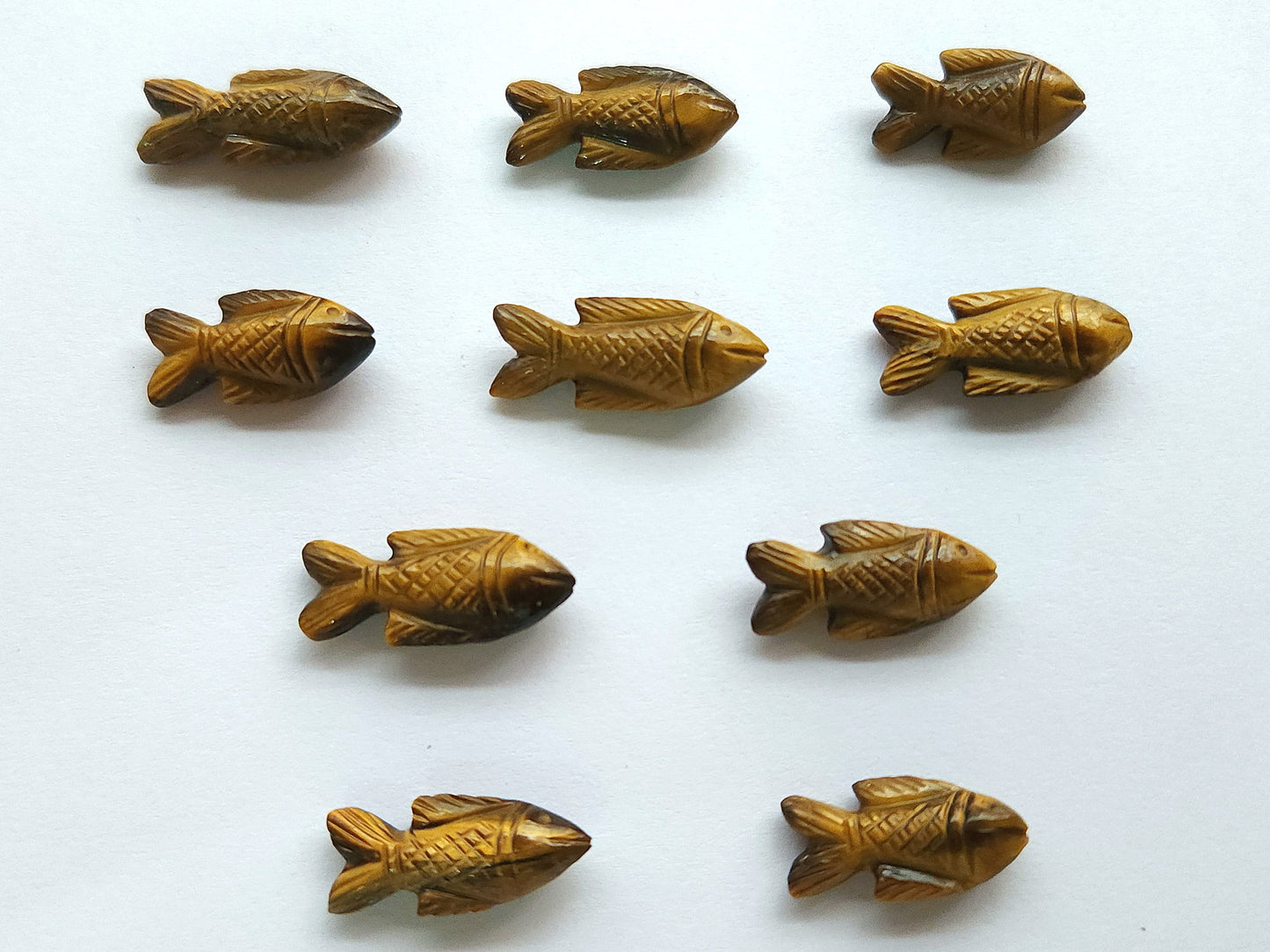 Natural Tiger's Eye Gemstone Hand-Carved Fishes