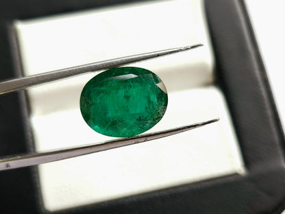 5.37 Carats Natural Zambian Emerald Oval Shape