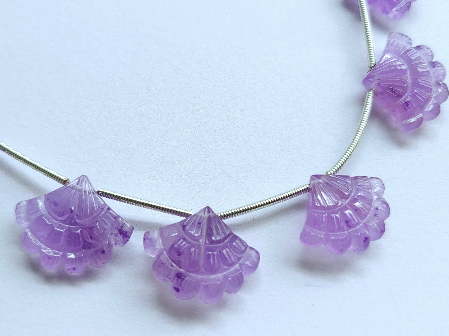 Lavender Jade Fancy carved beads, 13X18 MM