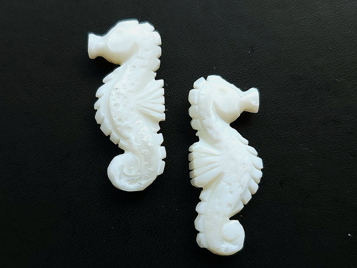 Natural Mother Of Pearl Carved Sea Horse Gemstone | Fish Carvings