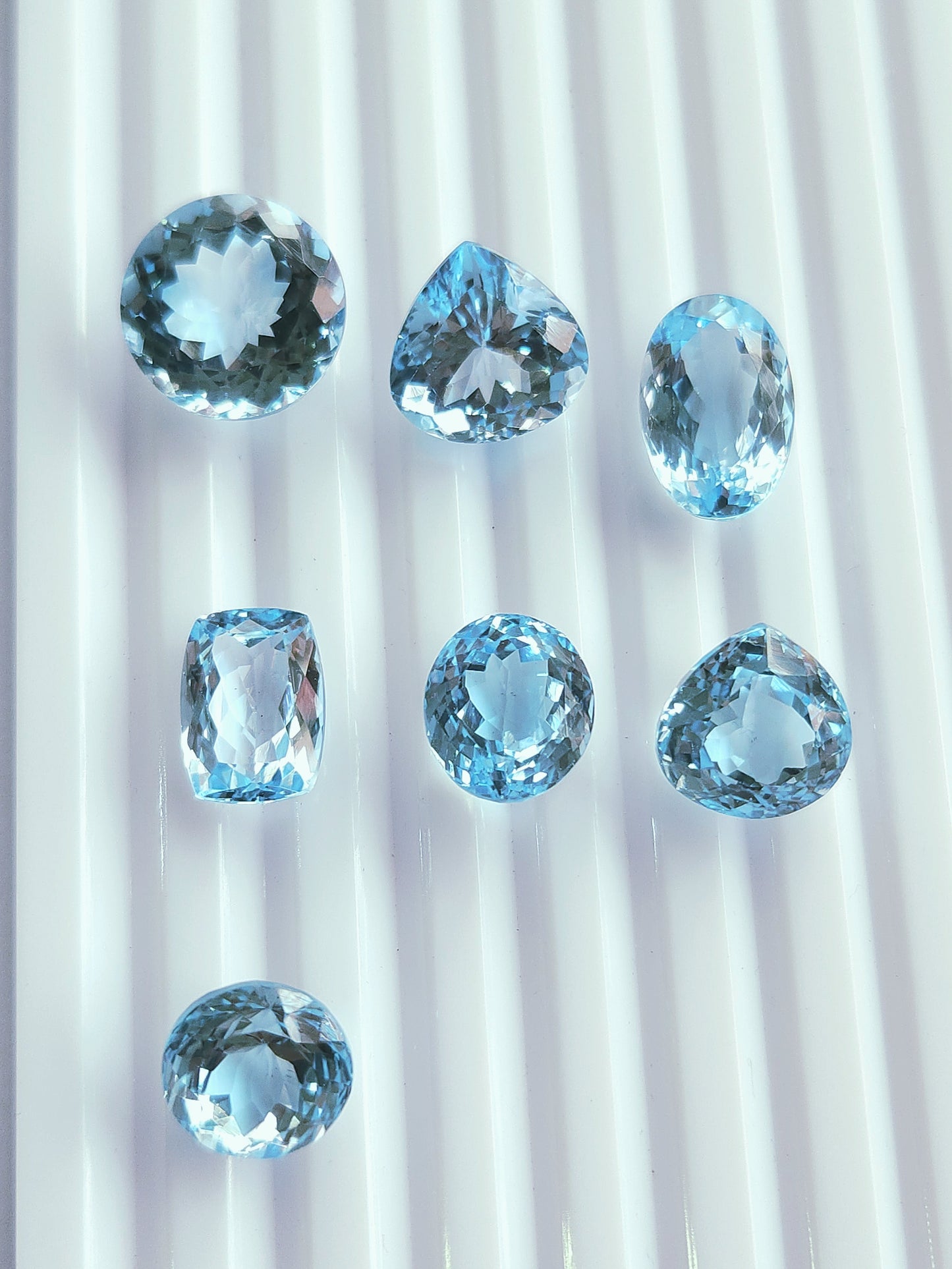 Natural Sky Blue Topaz Loose Pieces Gemstone | 11 To 15 MM