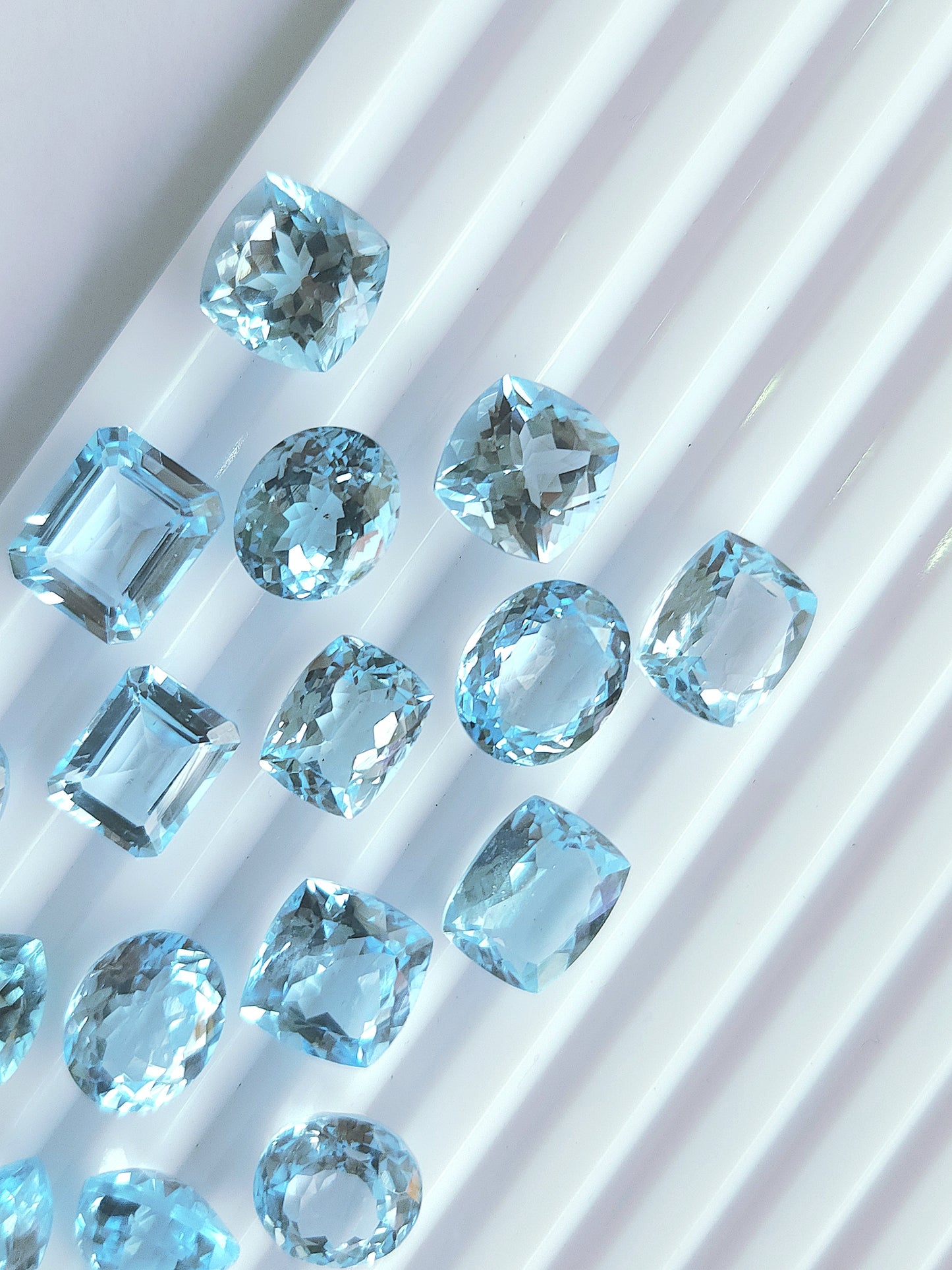Natural Sky Blue Topaz Loose Pieces Gemstone | 9 To 11 MM