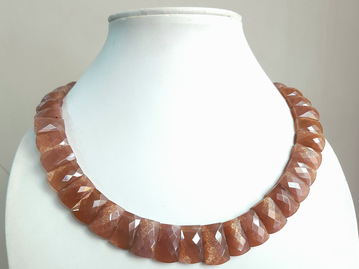 Natural Sunstone Gemstone BIB Necklace 