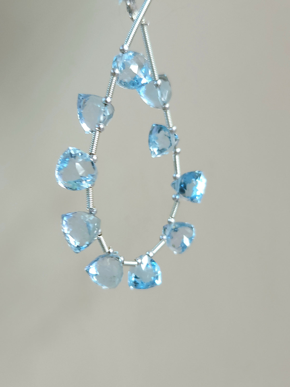 Natural Blue Topaz 3D Trillion Faceted Beads | Pyramid Shape