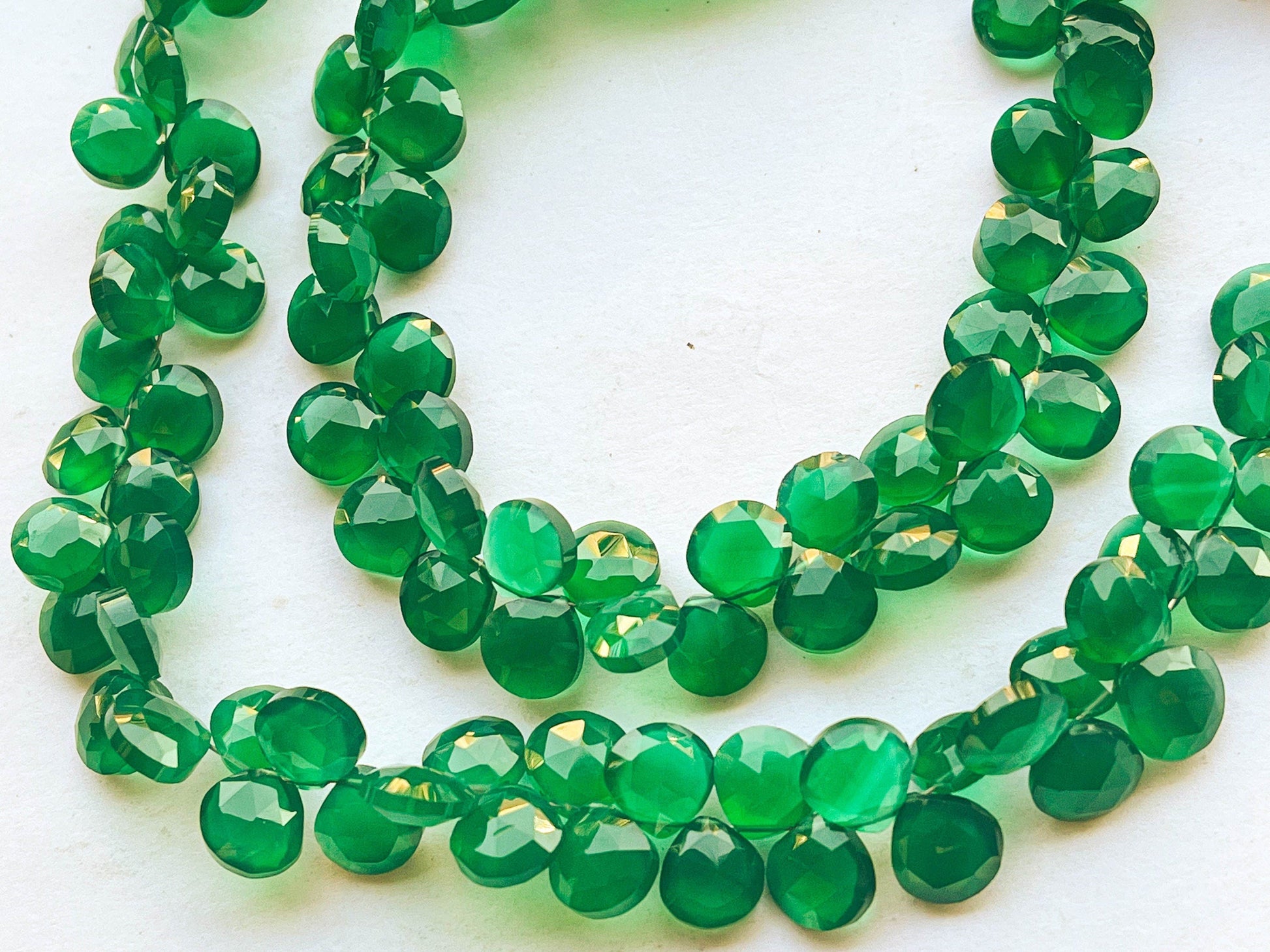 55 Pcs AAA+ Green Onyx Heart Shape Faceted Briolette, Green Onyx Briolette Beadsforyourjewelry