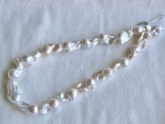 16 Inch Natural Cultured Freshwater Lustrous White Baroque Pearls