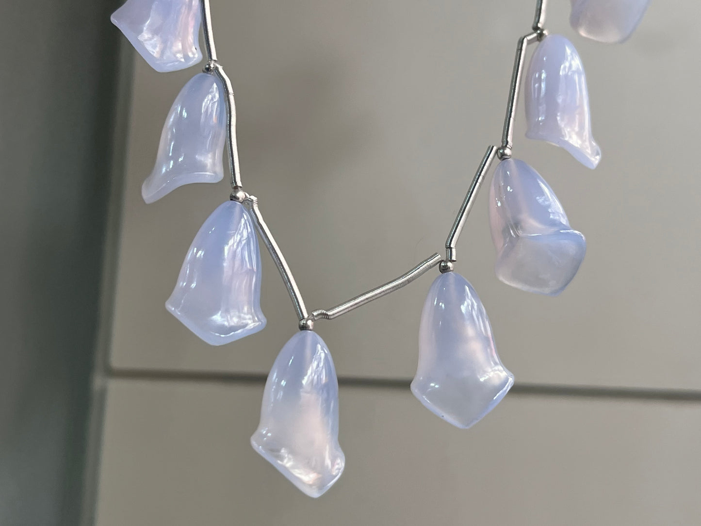 Natural Chalcedony Tulip Flower carving Beads