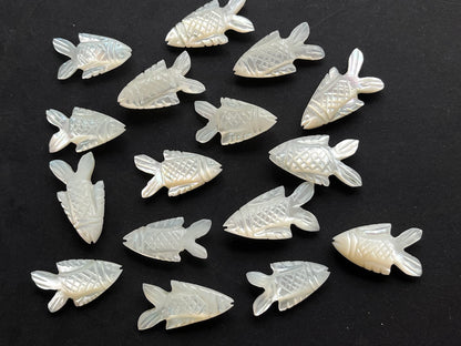Mother of Pearl Fish Loose carving