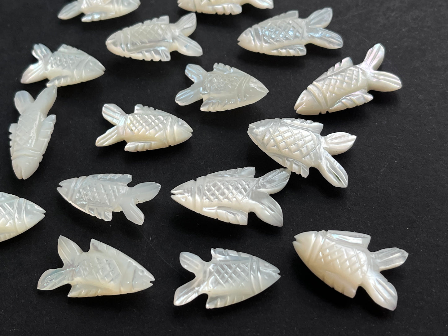 Mother of Pearl Fish Loose carving