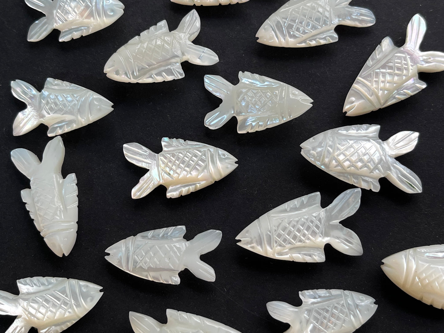 Mother of Pearl Fish Loose carving