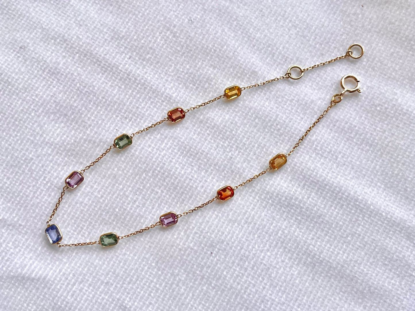 Rainbow Sapphire Bezel Set Chain Bracelet 18K Solid Yellow Gold, Lightweight Multicolor Gemstone Bracelet