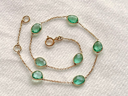 Natural Emerald Bezel Set Chain Bracelet 18K Solid Yellow Gold, Lightweight Gemstone Bracelet
