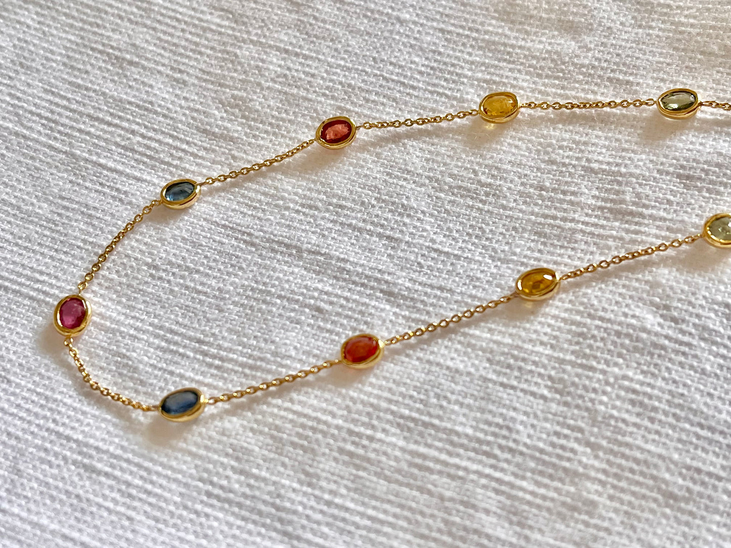 Rainbow Sapphire Bezel Set Chain Bracelet 18K Solid Yellow Gold, Lightweight Multicolor Gemstone Bracelet