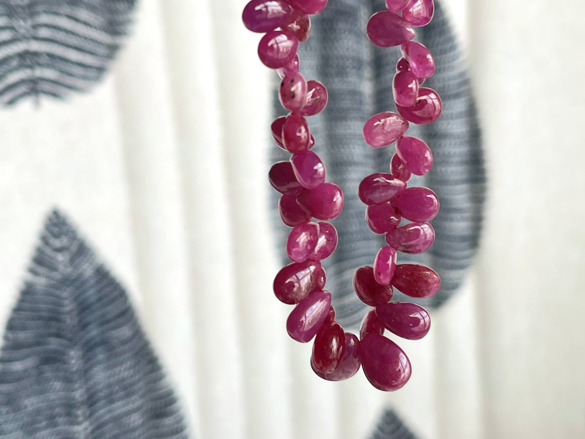 Ruby (Jhonson Mines) smooth pear beads