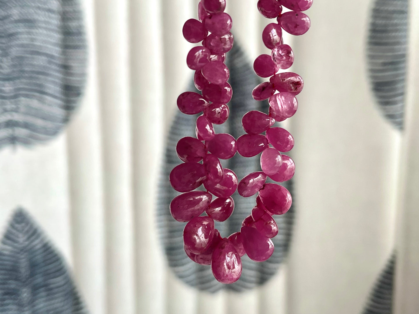 Ruby (Jhonson Mines) smooth pear beads