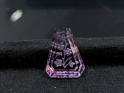 Amethyst Fabulous Handcarved Fantasy cut carving