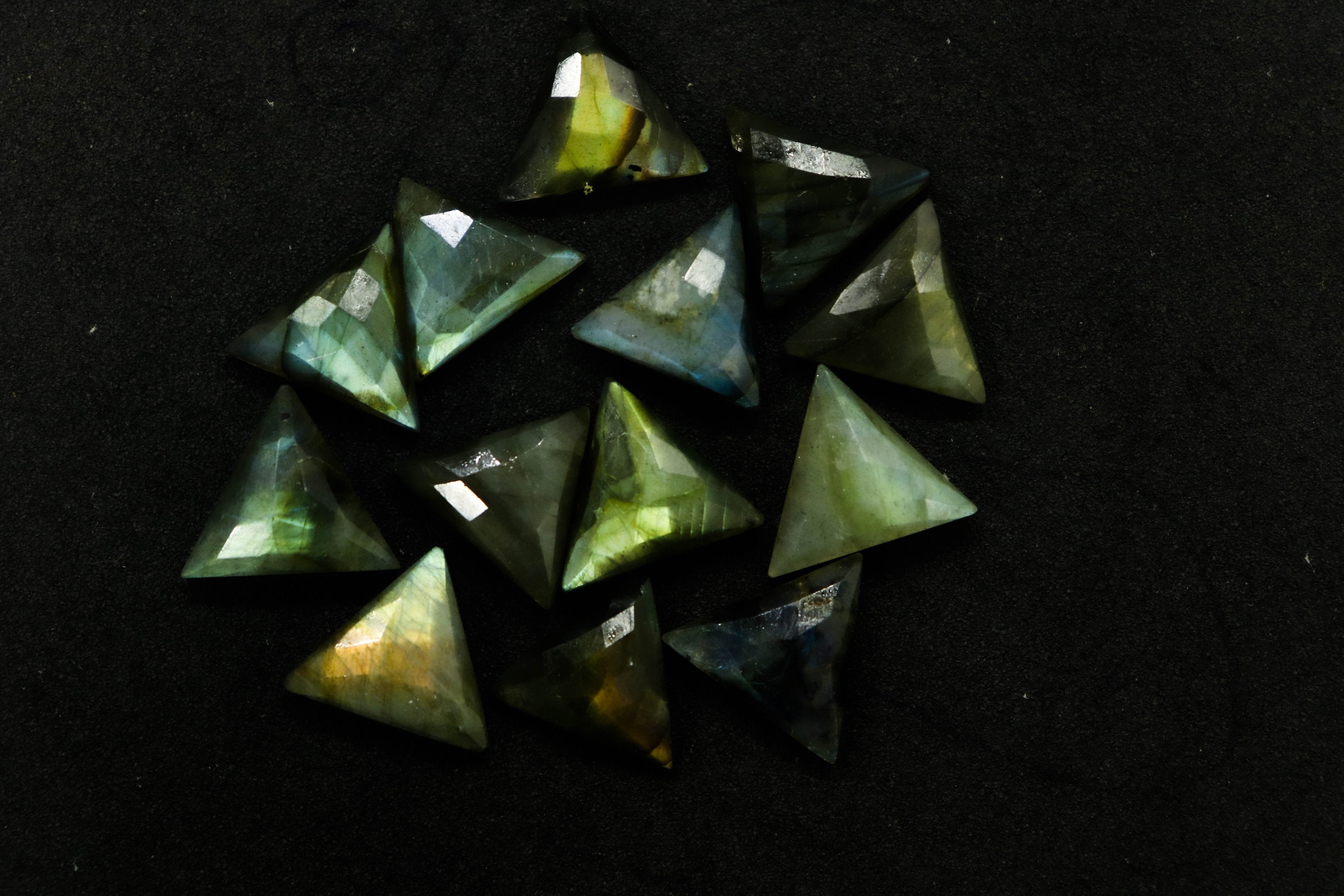 LABRADORITE ROSE CUT Cabochon Triangle Shape | 14mm | 13 Pieces | Natural Gemstone Beads for Jewelry Making Beadsforyourjewelry