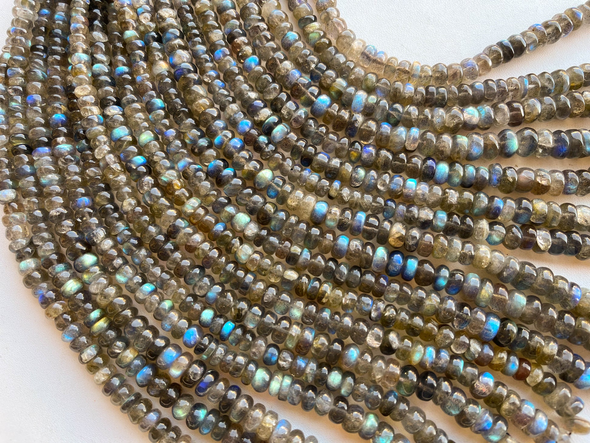 Labradorite Rondelle Beads, Labradorite Beads, Labradorite Smooth Rondelle Beads, Natural Labradorite Gemstone beads for jewelry Beadsforyourjewelry