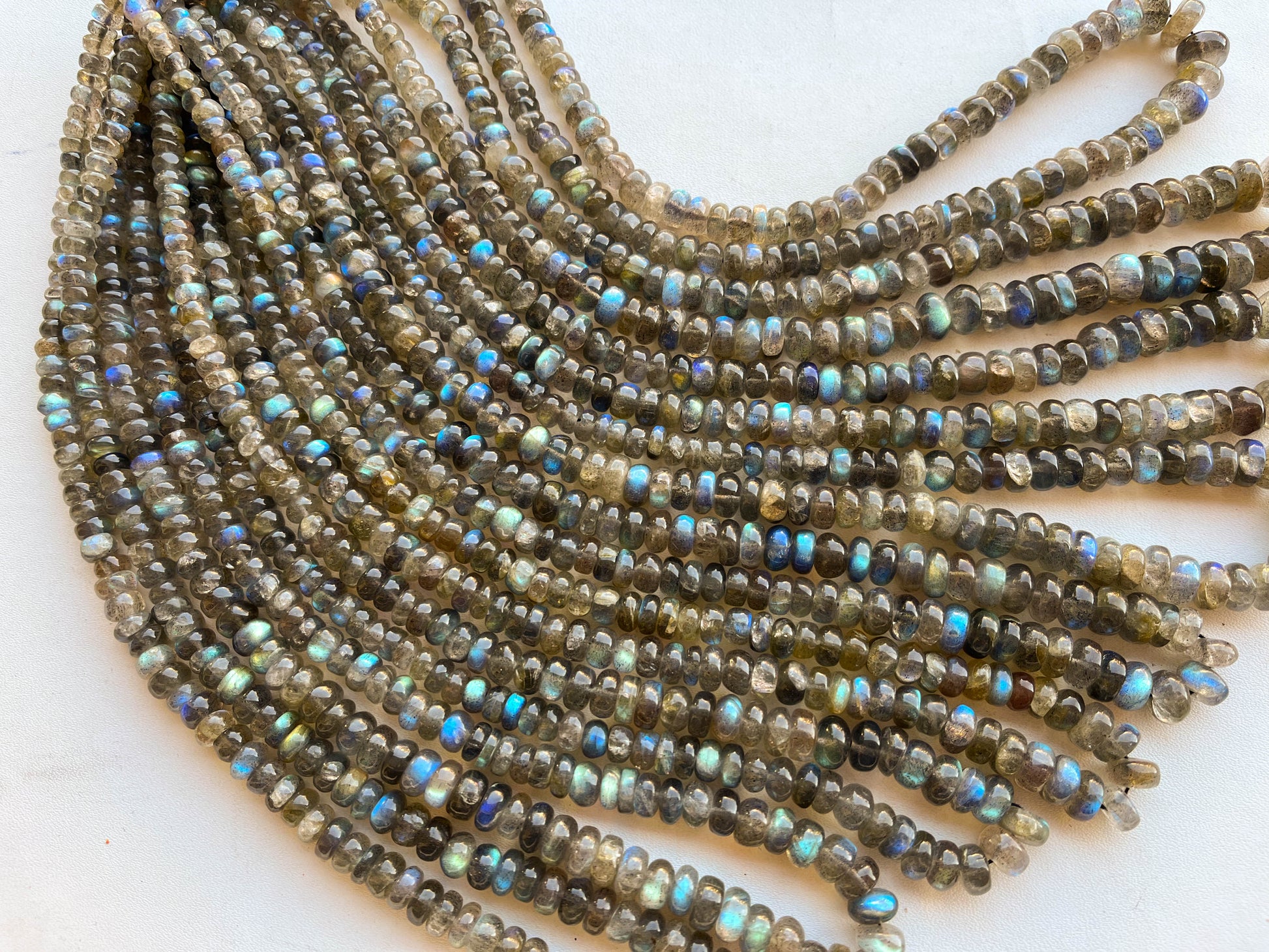 Labradorite Rondelle Beads, Labradorite Beads, Labradorite Smooth Rondelle Beads, Natural Labradorite Gemstone beads for jewelry Beadsforyourjewelry