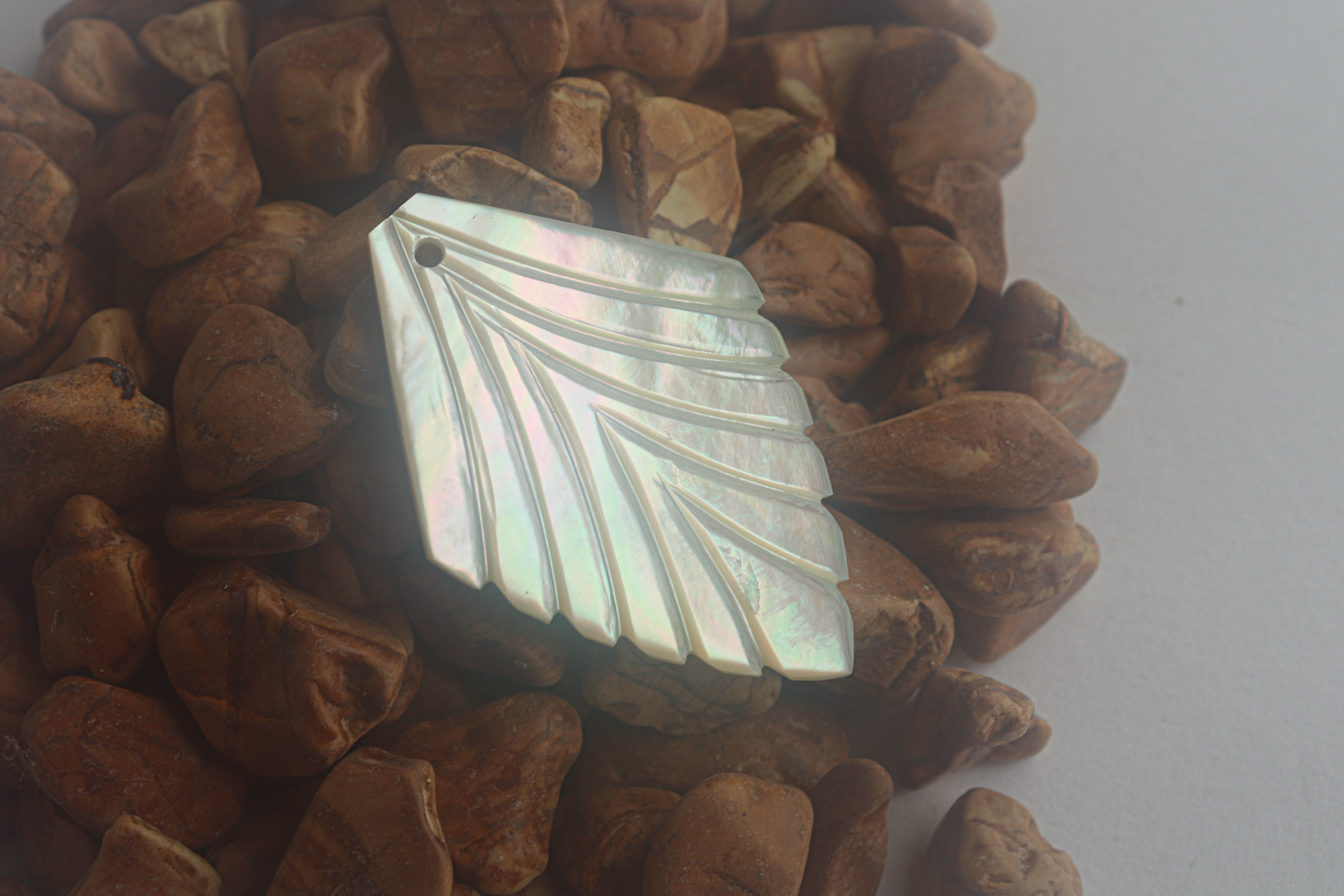 Mother of Pearl Carved Leaf Shape Beadsforyourjewelry