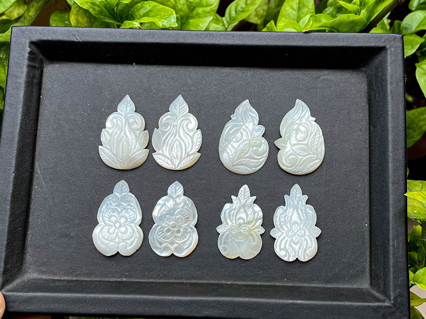 Mother of Pearl Carving Pair Set, Pearl carving Beadsforyourjewelry