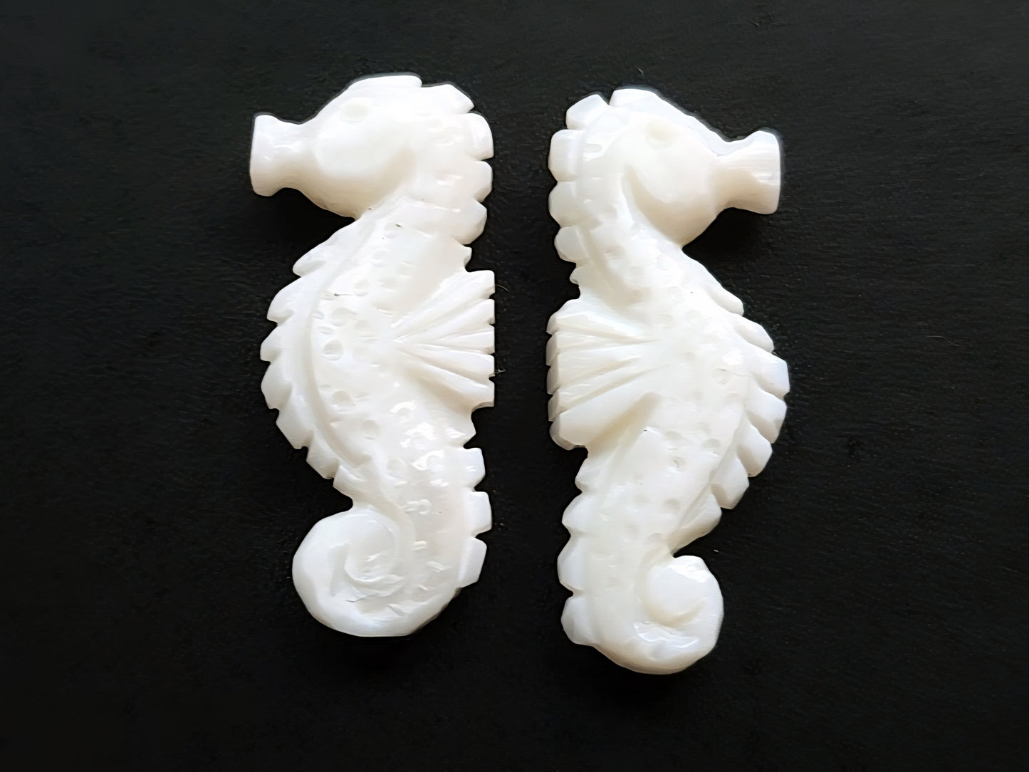 Natural Mother Of Pearl Carved Sea Horse | Mother of Pearl Gemstone Carving | 14x33 MM | Loose Carving for Pendants & Jewelry Making