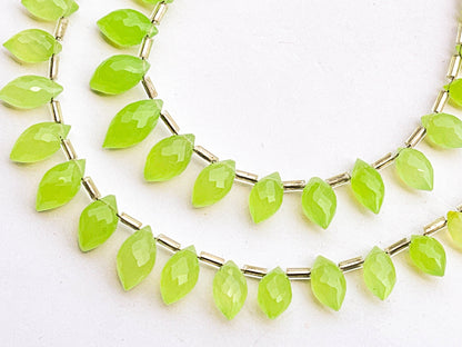 23 pieces Peridot Green Onyx Drops Faceted Rice Shape Drops, Peridot Onyx Briolette, Peridot Onyx Teardrops, 6x11mm to 8x15mm