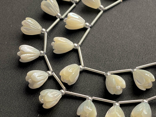 Mother of Pearl Flower Carved Beads